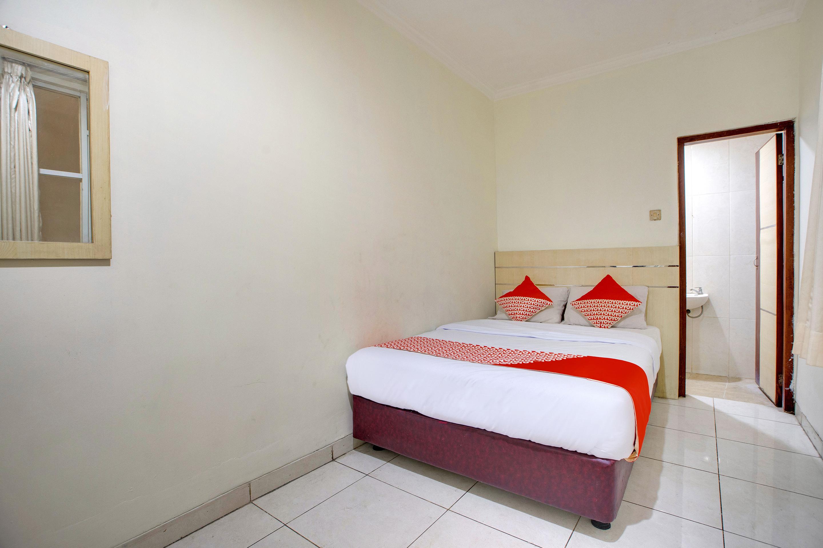 Reddoorz @ Hotel Arimbi Dewi Sartika Baru Bandung Exteriér fotografie