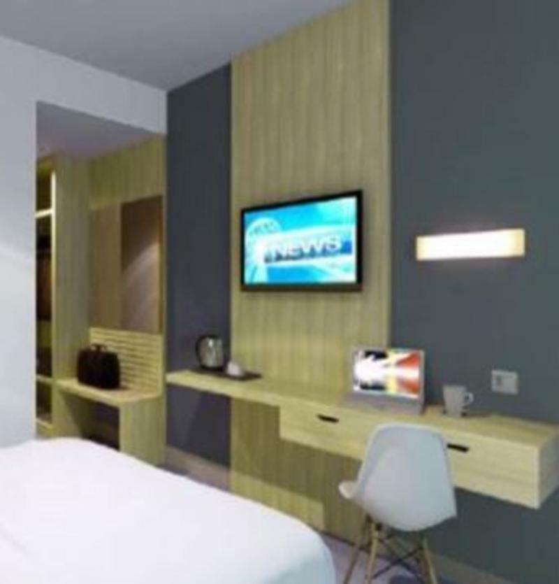 Reddoorz @ Hotel Arimbi Dewi Sartika Baru Bandung Exteriér fotografie